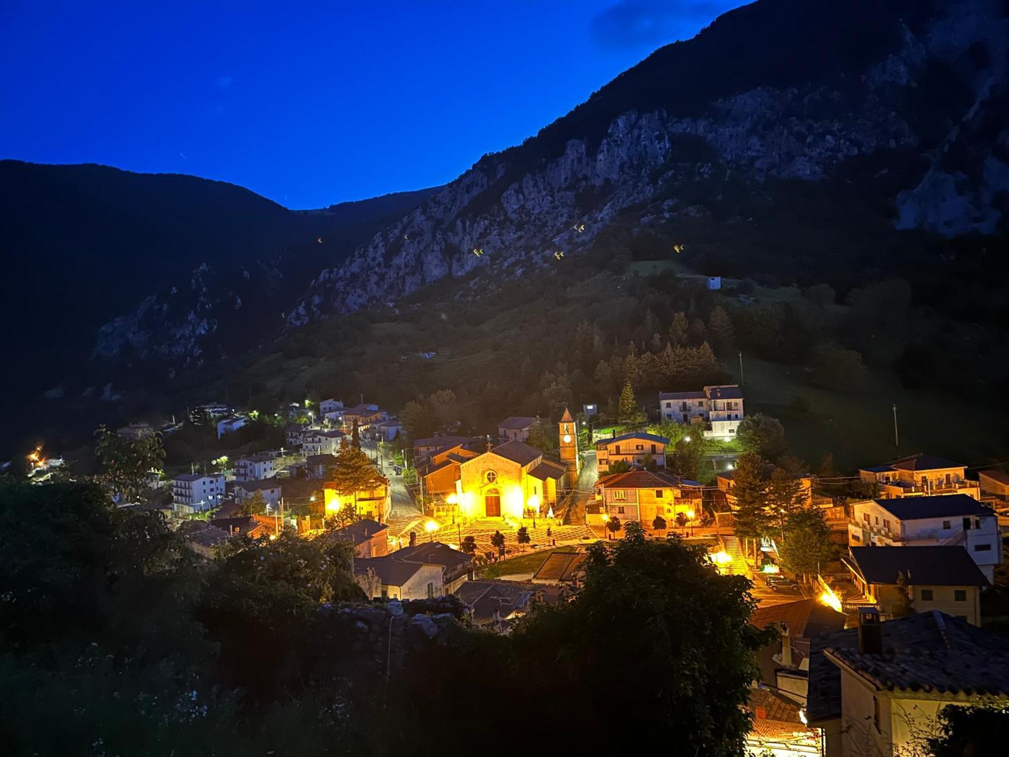 Mariella Vernile Civitella Roveto Kültér fotó